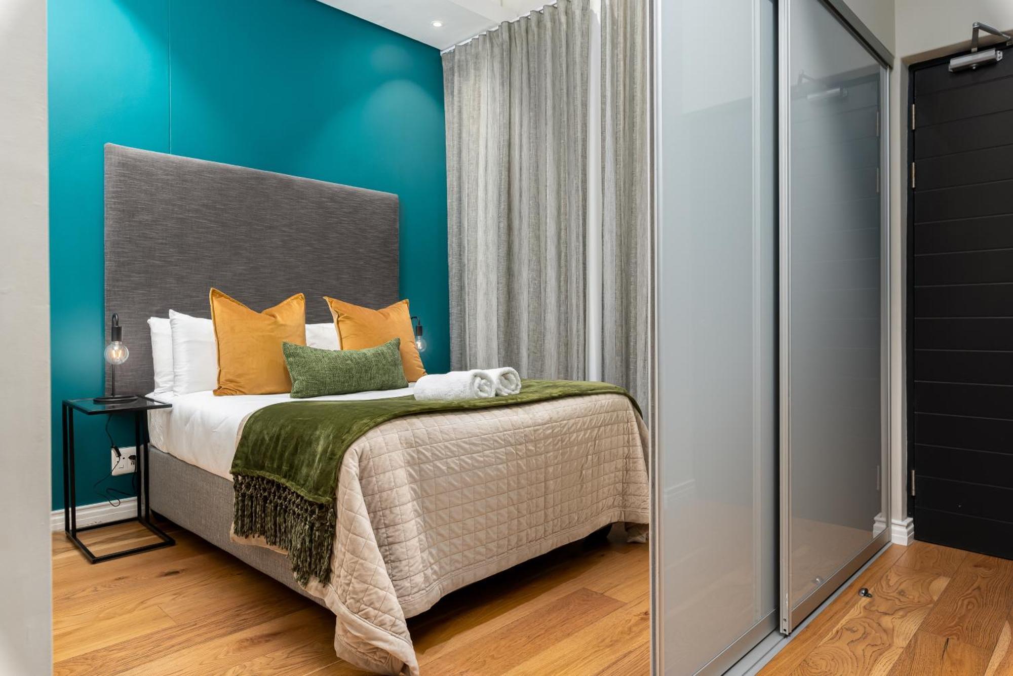 The Docklands Luxury Apartments كيب تاون المظهر الخارجي الصورة