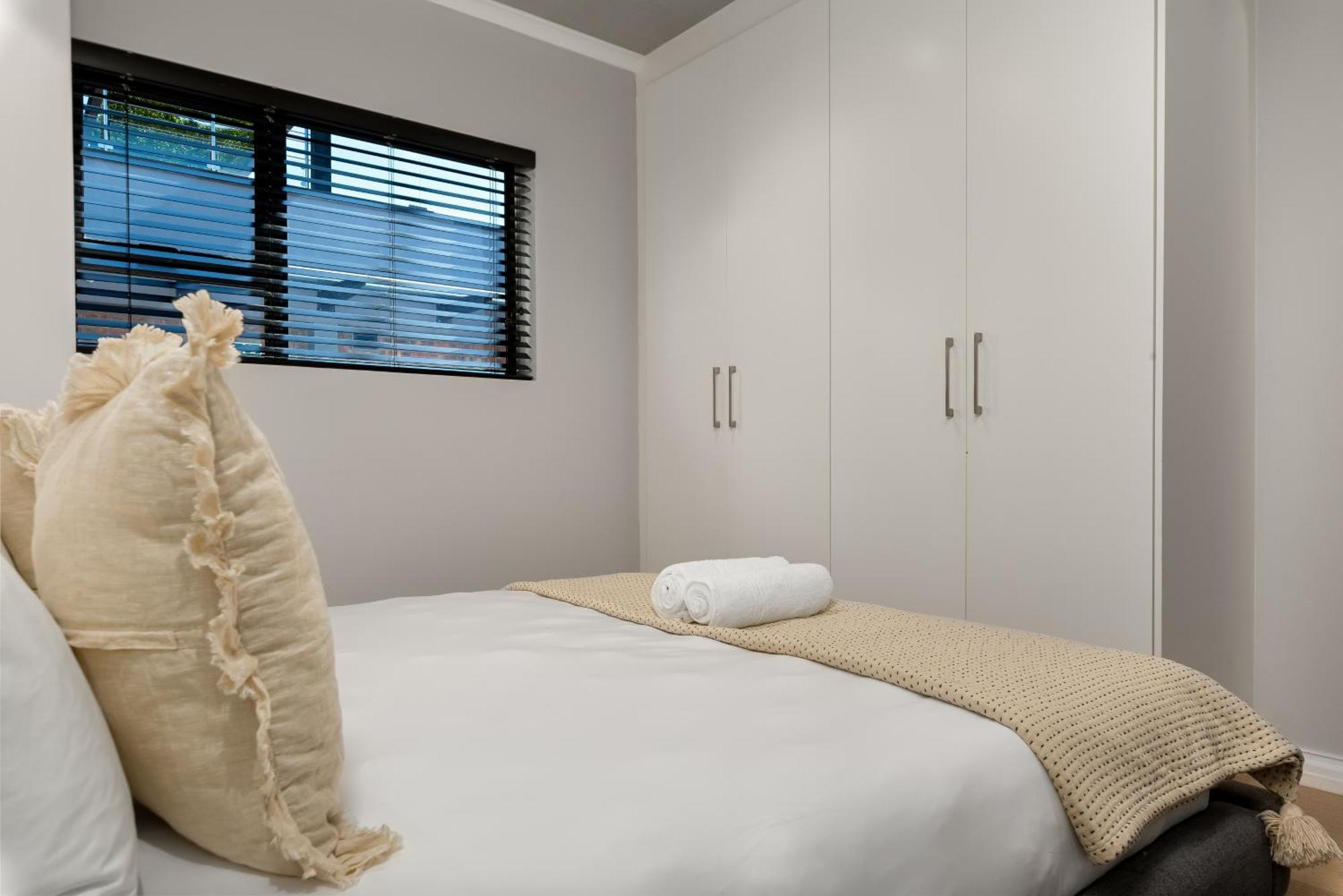 The Docklands Luxury Apartments كيب تاون المظهر الخارجي الصورة